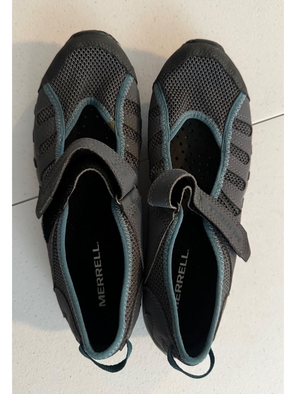 Merrell 9.5 $90 retail Women's waterproof Pandi 2 water shoes